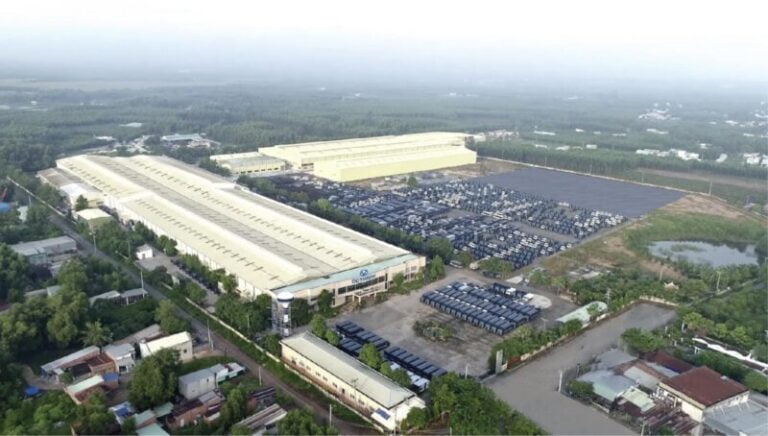 Chấm công nhà máy sản xuất bằng máy chấm công kết nối phần mềm CoreHRM
