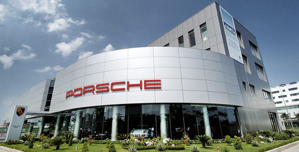 Porsche Vietnam – khách hàng CoreHRM